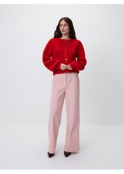 Reserved - Spodnie z paskiem - różowy ze sklepu Reserved w kategorii Spodnie damskie - zdjęcie 189309262
