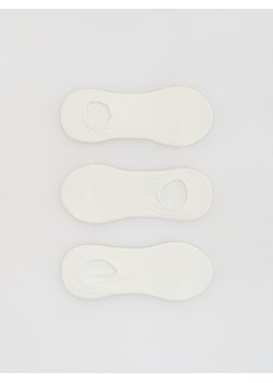 Reserved - Skarpetki stopki 3 pack - złamana biel ze sklepu Reserved w kategorii Skarpetki damskie - zdjęcie 189309360