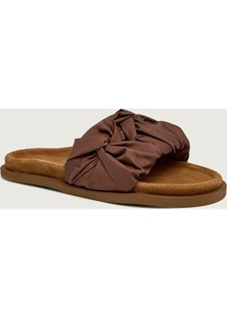 INUIKII Klapki FJORD FLOWER | zamsz ze sklepu Gomez Fashion Store w kategorii Klapki damskie - zdjęcie 189311910