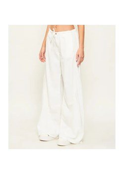 Guess Jeans Jeansy | Relaxed fit ze sklepu Gomez Fashion Store w kategorii Jeansy damskie - zdjęcie 189311962