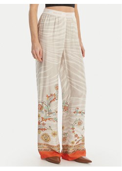 Just Cavalli Spodnie materiałowe 80PAA1P0 NS844 Szary Regular Fit ze sklepu MODIVO w kategorii Spodnie damskie - zdjęcie 189312062