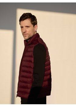 Reserved - Pikowana kamizelka z naturalnym puchem - bordowy ze sklepu Reserved w kategorii Kamizelki męskie - zdjęcie 189313663