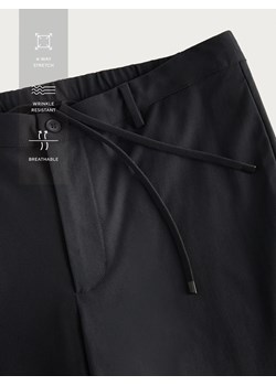 Reserved - Spodnie slim z wiskozą - czarny ze sklepu Reserved w kategorii Spodnie męskie - zdjęcie 189314792