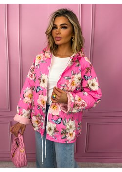 KURTKA PRZEJŚCIOWA PIKOWANA W KWIATY- RÓŻOWA ze sklepu olika.com.pl w kategorii Kamizelki damskie - zdjęcie 189315512