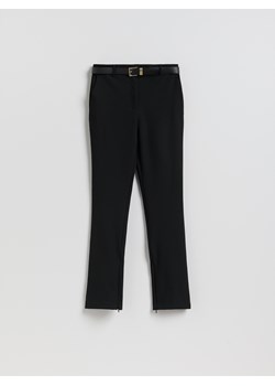 Reserved - Spodnie z paskiem - czarny ze sklepu Reserved w kategorii Spodnie damskie - zdjęcie 189317171