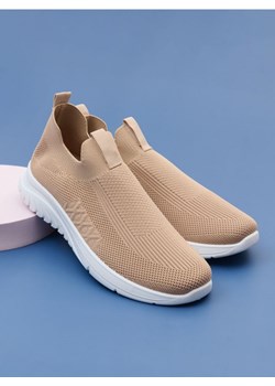 Sinsay - Wsuwane sneakersy - beżowy ze sklepu Sinsay w kategorii Balerinki - zdjęcie 189317711