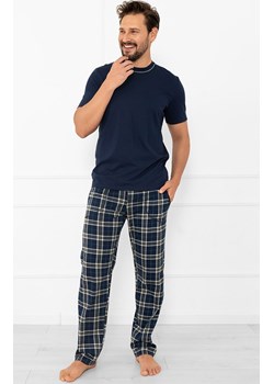 Piżama męska z krótkim rękawem i długimi spodniami granatowa Andreas, Kolor granatowy-kratka, Rozmiar M, Italian Fashion ze sklepu Intymna w kategorii Piżamy męskie - zdjęcie 189320581