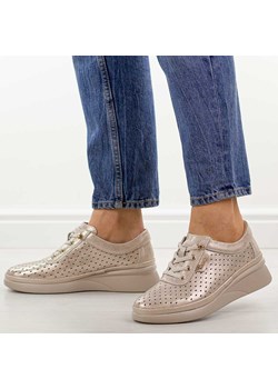 Złote ażurowe skórzane półbuty damskie Vinceza 79603 ze sklepu suzana.pl w kategorii Półbuty damskie - zdjęcie 189323843