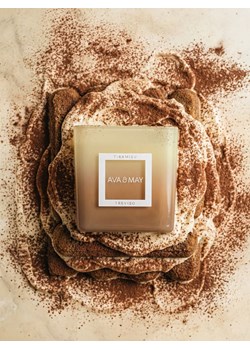 AVA &amp; MAY Świeca zapachowa "Tiramisu" - 450 g ze sklepu Limango Polska w kategorii Świece i dyfuzory - zdjęcie 189325840