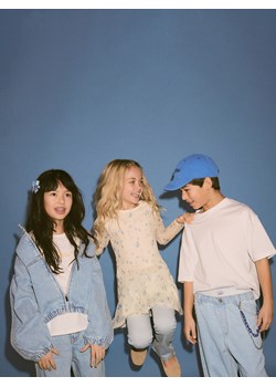 Reserved - Jeansowa kurtka ze stójką - niebieski ze sklepu Reserved w kategorii Kurtki dziewczęce - zdjęcie 189340321