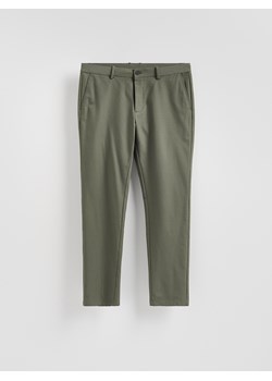 Reserved - Spodnie chino slim fit - jasny zielony ze sklepu Reserved w kategorii Spodnie męskie - zdjęcie 189346441