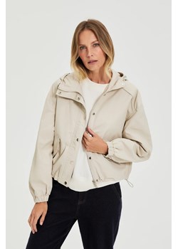 Kurtka z kapturem beżowa ze sklepu Moodo.pl w kategorii Kurtki damskie - zdjęcie 189347650