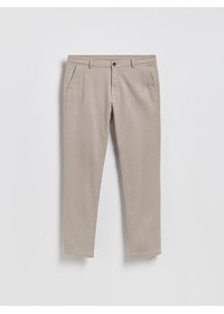 Reserved - Spodnie chino slim - brązowy ze sklepu Reserved w kategorii Spodnie męskie - zdjęcie 189348873