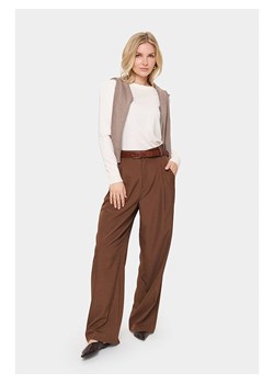 SAINT TROPEZ Sweter "Mila" w kolorze białym ze sklepu Limango Polska w kategorii Swetry damskie - zdjęcie 189355120