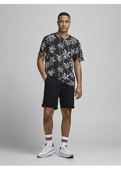 Jack &amp; Jones Szorty w kolorze czarnym ze sklepu Limango Polska w kategorii Spodenki męskie - zdjęcie 189359014