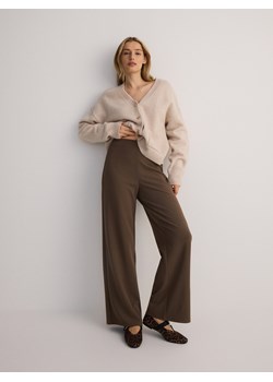 Reserved - Spodnie z szerokimi nogawkami - brązowy ze sklepu Reserved w kategorii Spodnie damskie - zdjęcie 189363014