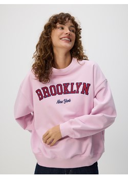 Reserved - Bluza z haftowanym napisem - różowy ze sklepu Reserved w kategorii Bluzy damskie - zdjęcie 189363124