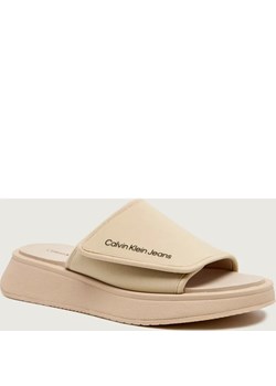 Calvin Klein Jeans Klapki ze sklepu Gomez Fashion Store w kategorii Klapki damskie - zdjęcie 189363343