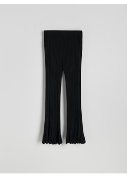 Reserved - Dzianinowe spodnie z wiskozą - czarny ze sklepu Reserved w kategorii Spodnie damskie - zdjęcie 189364802