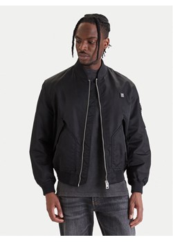 HUGO Kurtka bomber Badam2611 50552650 Czarny Regular Fit ze sklepu MODIVO w kategorii Kurtki męskie - zdjęcie 189367214