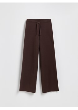 Reserved - Dzianinowe spodnie z wiskozą - brązowy ze sklepu Reserved w kategorii Spodnie damskie - zdjęcie 189368104