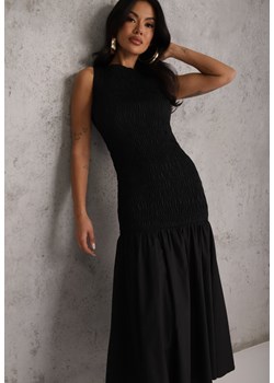 Czarna Sukienka Drop Waist Bez Rękawów Zdobiona Marszczeniem Natinelle ze sklepu renee.pl w kategorii Sukienki - zdjęcie 189368272