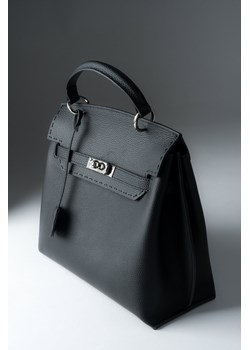 Estro: Torebka damska ze skóry naturalnej typu kuferek w kolorze czarnym ze sklepu Estro w kategorii Kuferki - zdjęcie 189369943