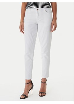 Fracomina Jeansy FP26SV8000W61501 Biały Slim Fit ze sklepu MODIVO w kategorii Jeansy damskie - zdjęcie 189370714
