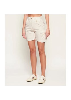 Aeronautica Militare Szorty | Regular Fit ze sklepu Gomez Fashion Store w kategorii Szorty - zdjęcie 189371830