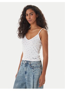 Guess Jeans Top W6GPB5 KH172 Biały Regular Fit ze sklepu MODIVO w kategorii Bluzki damskie - zdjęcie 189371851