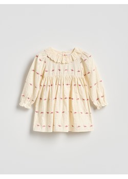 Reserved - Sukienka z kołnierzykiem - kremowy ze sklepu Reserved w kategorii Sukienki dziewczęce - zdjęcie 189373943
