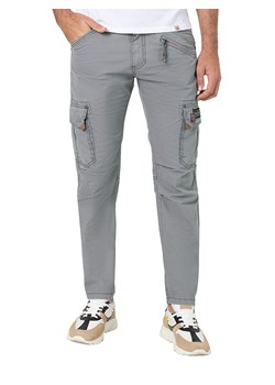 Timezone Bojówki "Roger" - Regular fit - w kolorze jasnoszarym ze sklepu Limango Polska w kategorii Spodnie męskie - zdjęcie 189376730