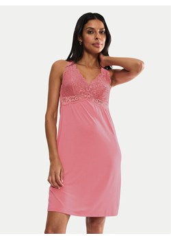 Triumph Koszula nocna Timeless Sensuality 10227238 Różowy Regular Fit ze sklepu MODIVO w kategorii Koszule nocne - zdjęcie 189387380