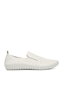 Półbuty Go Soft CEO-3Y9398-11 Biały ze sklepu eobuwie.pl w kategorii Buty sportowe damskie - zdjęcie 189392612