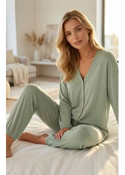 Długa piżama damska rozpinana Pure Harmony, Kolor miętowy, Rozmiar S, Momenti per me ze sklepu Intymna w kategorii Piżamy damskie - zdjęcie 189394312