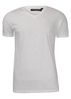 Biała Męska Koszulka (T-shirt) - Brave Soul - V-Neck TSBRSSS18SAINTBwhite ze sklepu JegoSzafa.pl w kategorii T-shirty męskie - zdjęcie 48964100