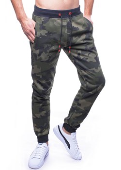 Spodnie męskie dresowe zielone moro Recea ze sklepu Recea.pl w kategorii Spodnie męskie - zdjęcie 60217572