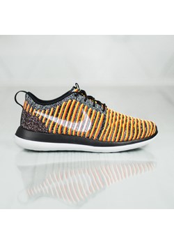 Buty sportowe damskie Nike Roshe