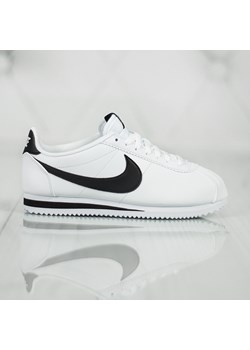 Buty sportowe damskie Nike sneakersy cortez sznurowane gładkie 