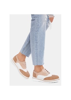 Półbuty damskie DeeZee beżowe na wiosnę na płaskiej podeszwie casual 