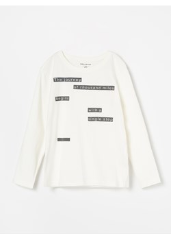 T-shirt chłopięce Reserved z napisami 