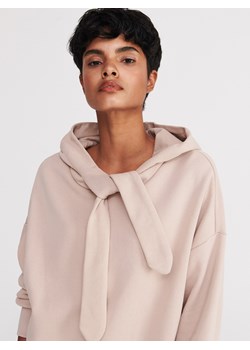 Bluza damska Reserved beżowa krótka jesienna 