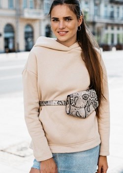 Bluza damska beżowa z elastanu bez wzorów na jesień krótka 