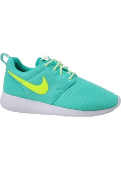 Buty sportowe damskie Nike roshe na płaskiej podeszwie bez wzorów 