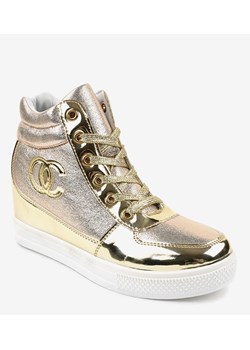 Sneakersy damskie marki Buffalo z kolekcji wiosna 2020 od 228zł Sneakersy damskie marki Buffalo z kolekcji wiosna 2020 od 228zł