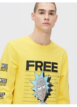 Cropp - Koszulka longsleeve Rick and Morty - żółty ze sklepu Cropp w kategorii T-shirty męskie - zdjęcie 82300602