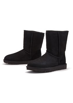 Buty damskie UGG W Classic  Short II 1016223-BLK - czarne ze sklepu streetstyle24.pl w kategorii Śniegowce damskie - zdjęcie 84098101