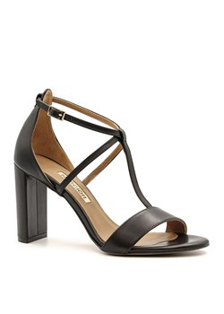 Czarne skórzane sandały z paskami na wysokim słupku 33D ze sklepu NESCIOR w kategorii Sandały damskie - zdjęcie 86011350