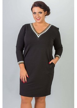Sukienka dresowa ze ściągaczami plus size AGATA czarna ze złotym paseczkiem ze sklepu karko.pl w kategorii Sukienki - zdjęcie 93698091