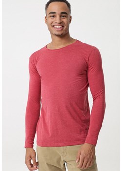 Czerwona Bluzka Godalming ze sklepu Born2be Odzież w kategorii T-shirty męskie - zdjęcie 94999844